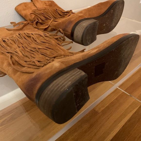 Lucky Brand - Chestnut Suede Tassel Boots - Great condition! Size 6.5 - Picture 8 of 9